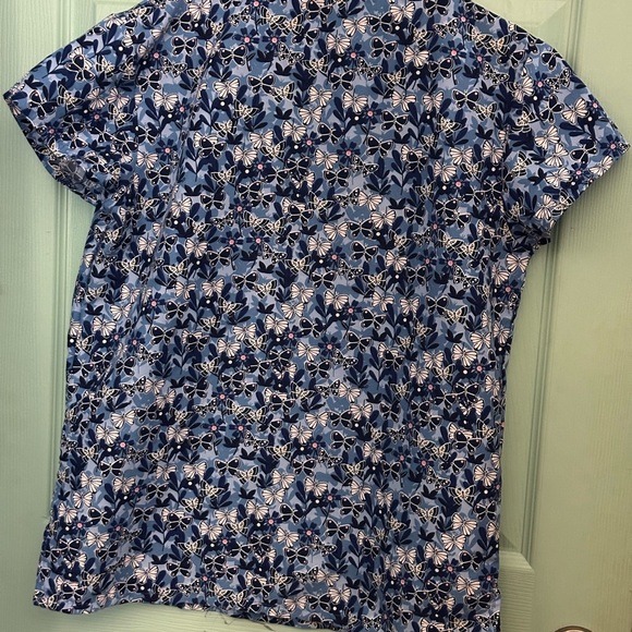 Blue butterfly print scub t-shirt - Picture 2 of 2